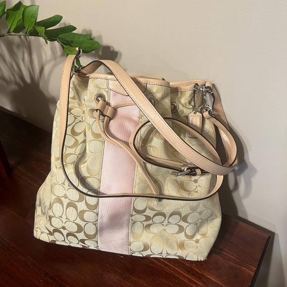 COACH SIGNATURE pink STRIPE DRAWSTRING SHOULDER BAG (F30581) - Picture 5 of 6